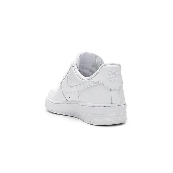 Nike Air Force 1 ‘07 in white, size 6 women’s - Picture 3 of 8